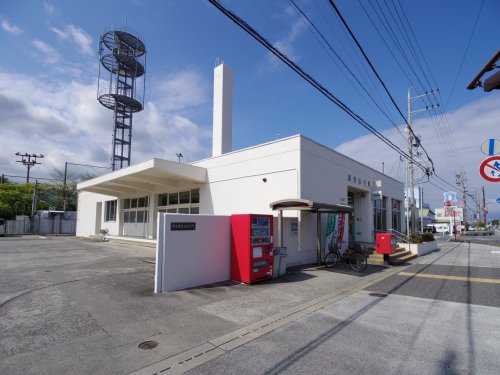 郵便局　興津郵便局（郵便局）まで1562m