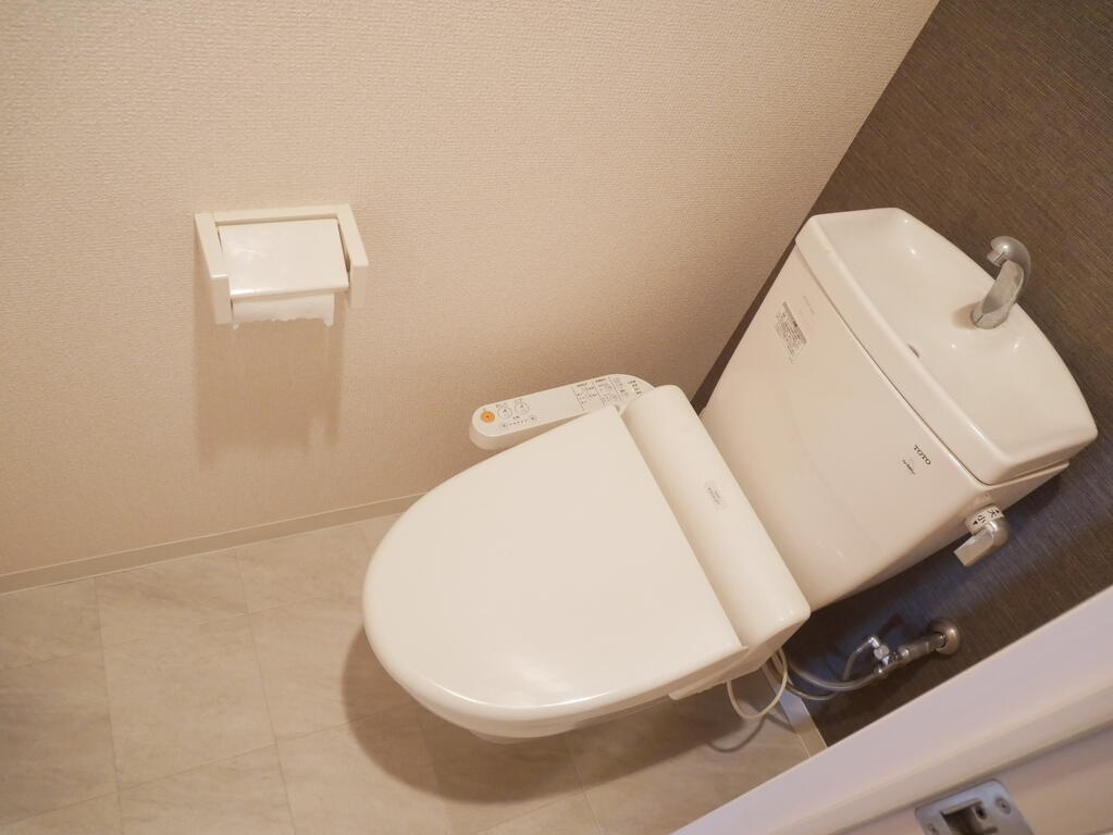 トイレ　同タイプのお部屋のお写真です。