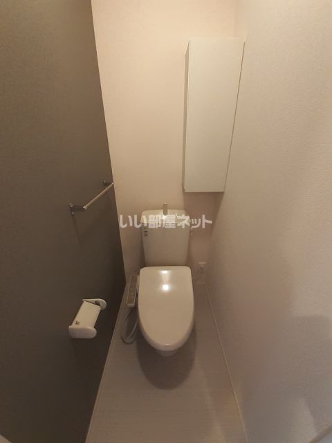 【グラシューヴェルジェ　B棟のトイレ】