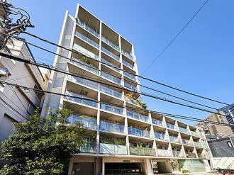渋谷区桜丘町のマンションの建物外観