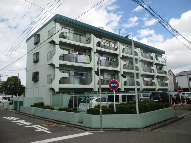 尼崎市浜田町のマンションの建物外観