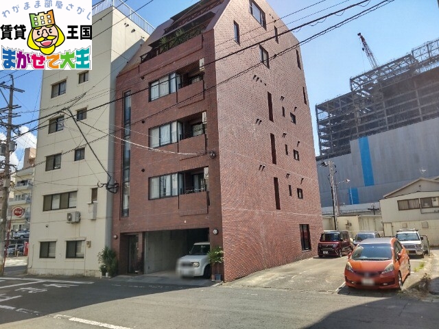 長崎市宝町のマンションの建物外観