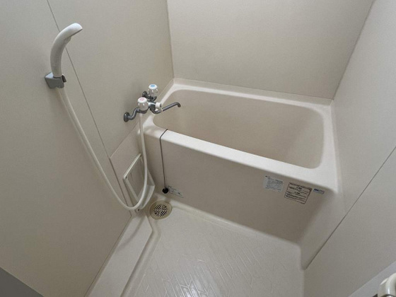 バス・シャワールーム　別号室写真です