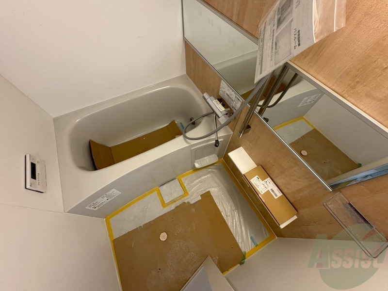 バス・シャワールーム　お風呂になります。一日の疲れを癒してくださいね。