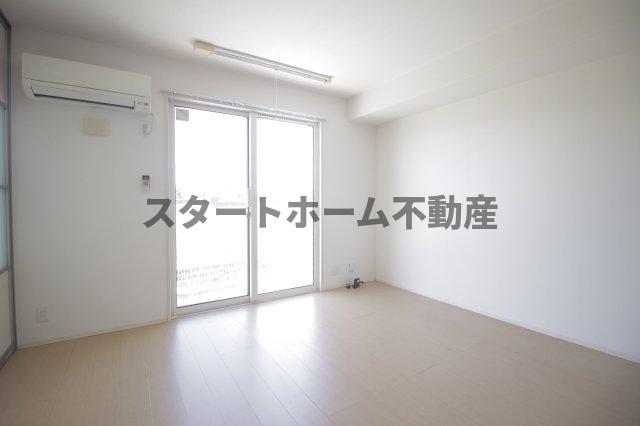 居室・リビング　ゆったりとした居間です