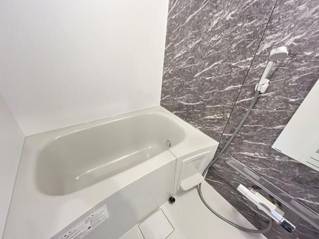 バス・シャワールーム　バス（イメージ）