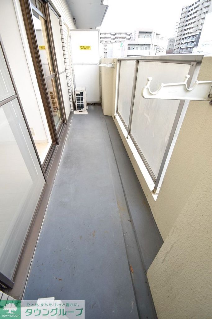 バルコニー　バルコニー