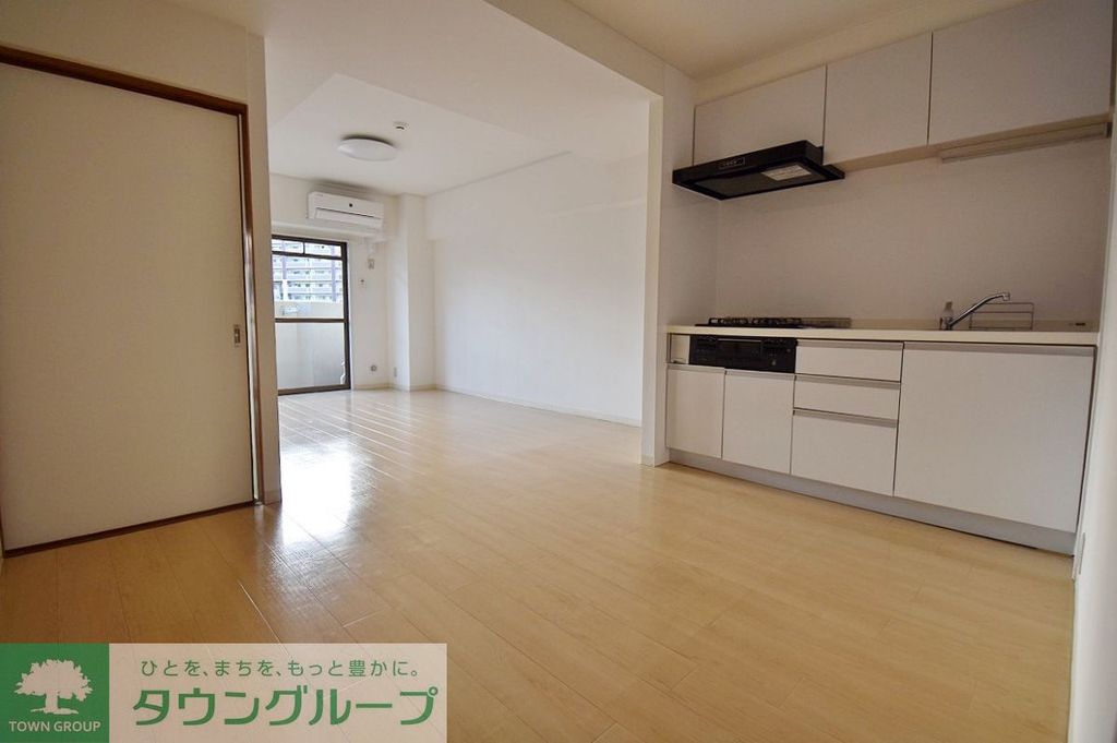 居室・リビング　キッチン