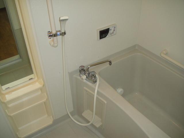 バス・シャワールーム　追炊き機能付き