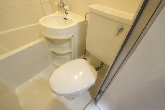 トイレ　※別部屋の写真です