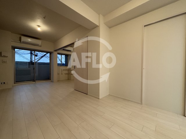 居室・リビング　スプランディッド上本町WESTII　リビング