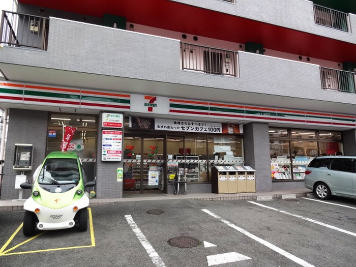 コンビニ　セブンイレブン川崎百合丘店（コンビニ）まで300m
