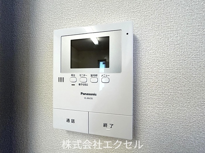 セキュリティ　モニター付きインターホンです。