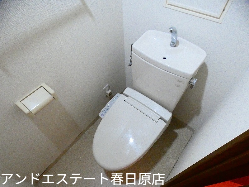 トイレ　別号室の写真です