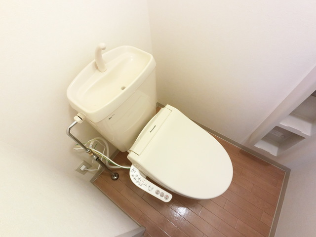 トイレ　★温水洗浄便座付き★