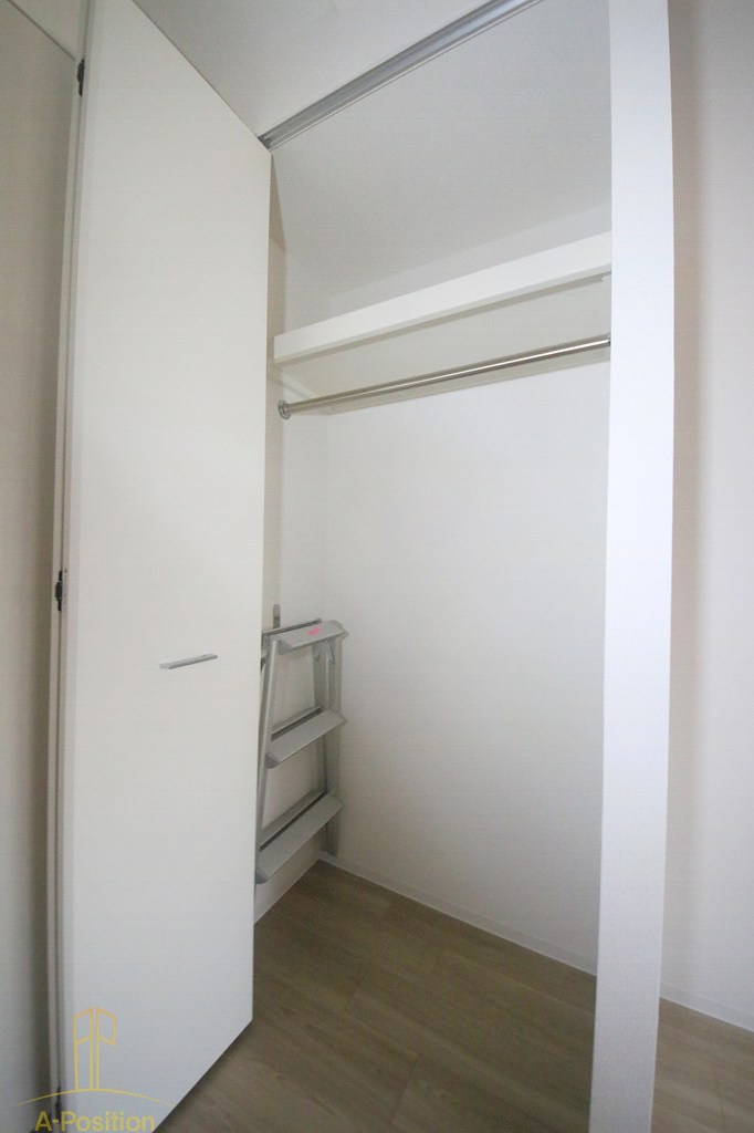 収納　セレニテ梅田北アリエ壱番館