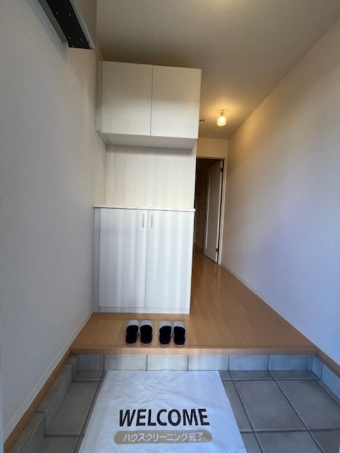 玄関　★シューズボックスを備えた玄関★