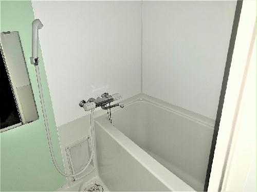 バス・シャワールーム　浴室換気乾燥機