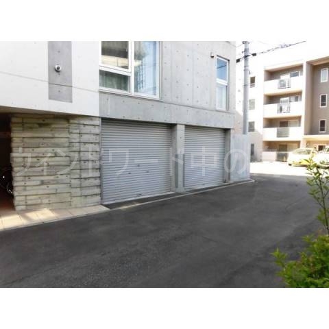 駐車場　詳細は、ウィンドワード中の島店までご相談下さい。