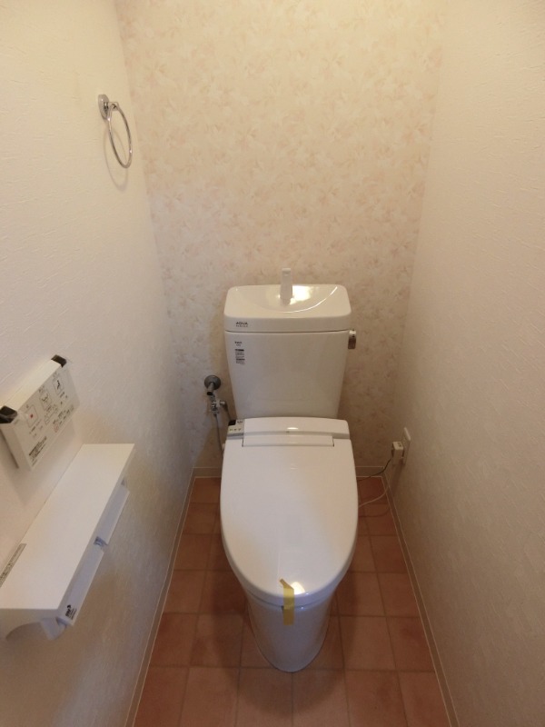 トイレ　シャワートイレ