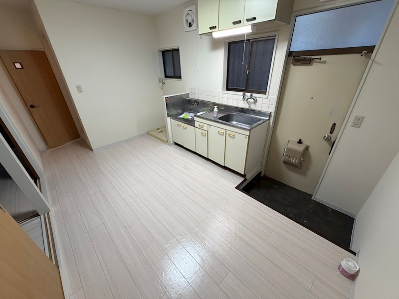 居室・リビング　同一物件参照