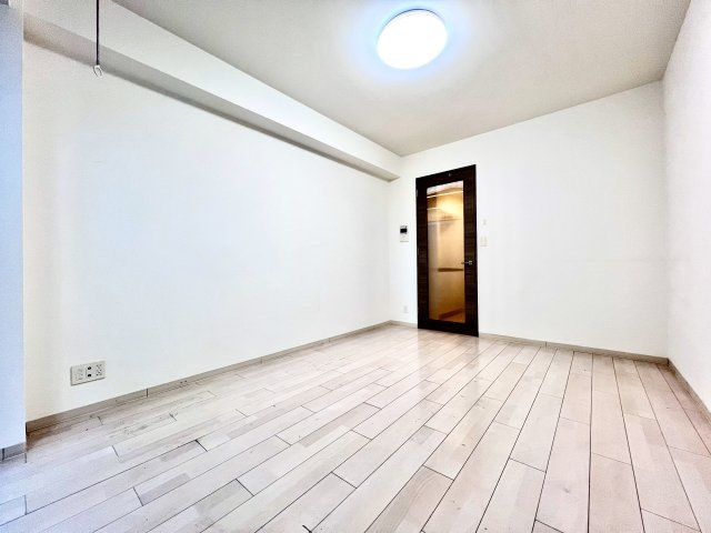 バルコニー　■24時間換気システム■室内物干機