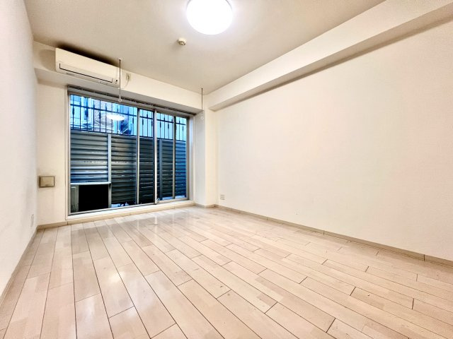 居室・リビング　■エアコン■24時間換気システム■室内物干機