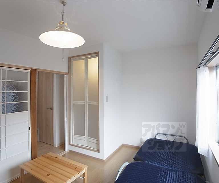 居室・リビング　洋室