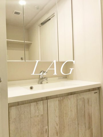 洗面設備　洗面台です。