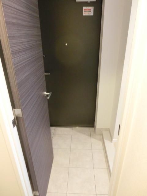 玄関　別部屋参照