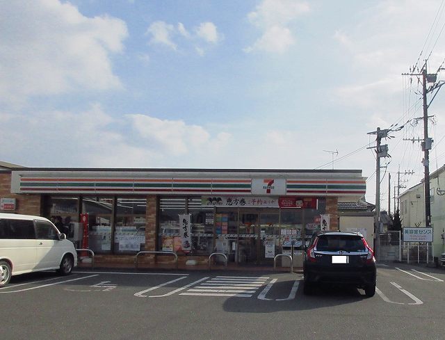 コンビニ　セブンイレブン 吉野ヶ里目達原店（コンビニ）まで454m