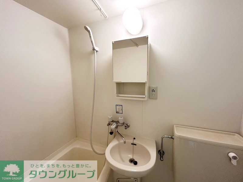 洗面設備　同物件別部屋写真