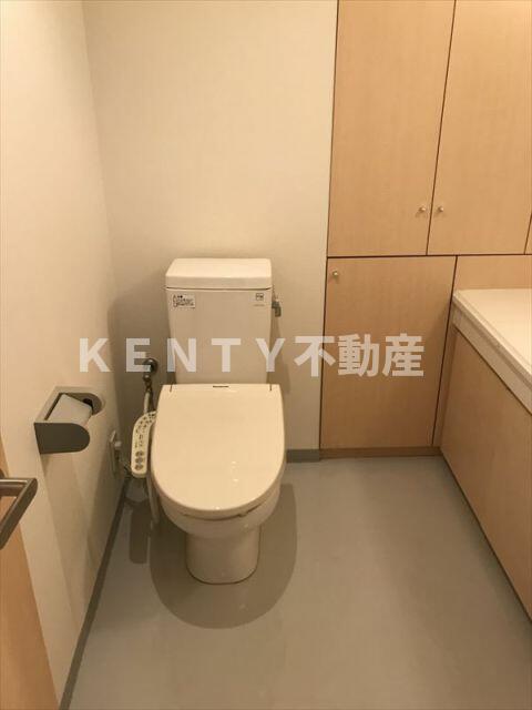 トイレ　清潔感のあるトイレです