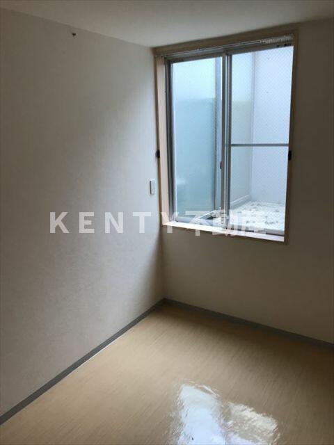 その他部屋・スペース　落ち着いて過ごせるお部屋なので、寝室にいかがでしょうか