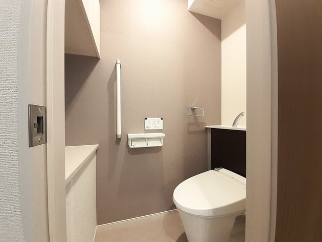 トイレ　ゆったりとした空間のトイレです