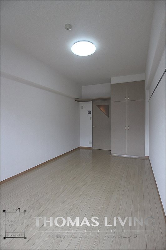 その他部屋・スペース　階数によって建具などの色味が異なる場合があります。