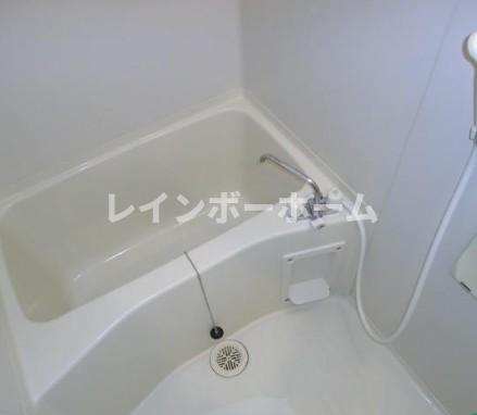 バス・シャワールーム　お風呂で日々の疲れを落としましょう