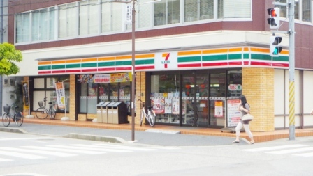 コンビニ　セブンイレブン葛飾町（コンビニ）まで282m