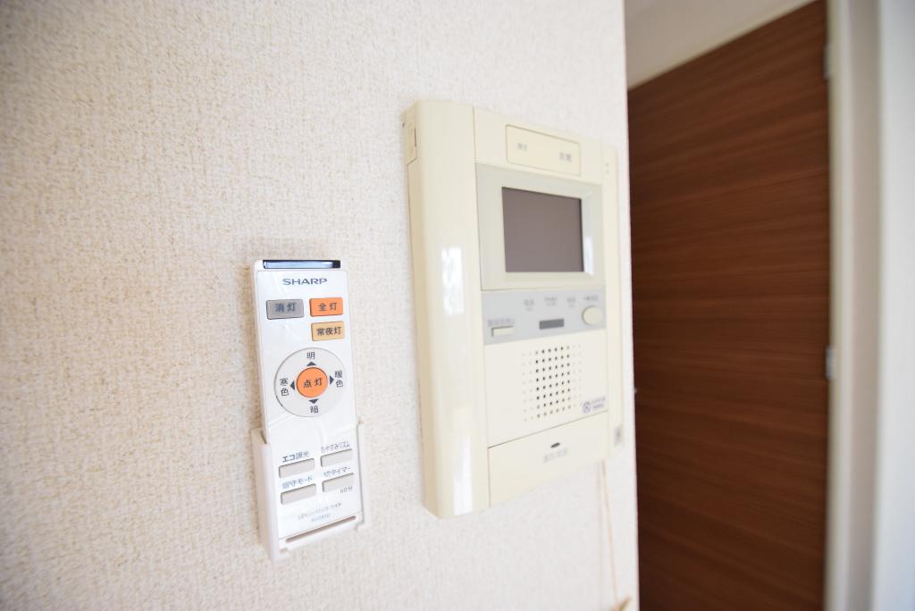 セキュリティ　カメラ付インターホン