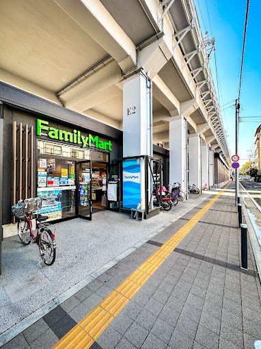 コンビニ　ファミリーマート 東京ミズマチ店（コンビニ）まで183m