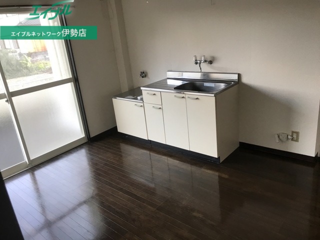 居室・リビング　別棟別部屋のお写真です