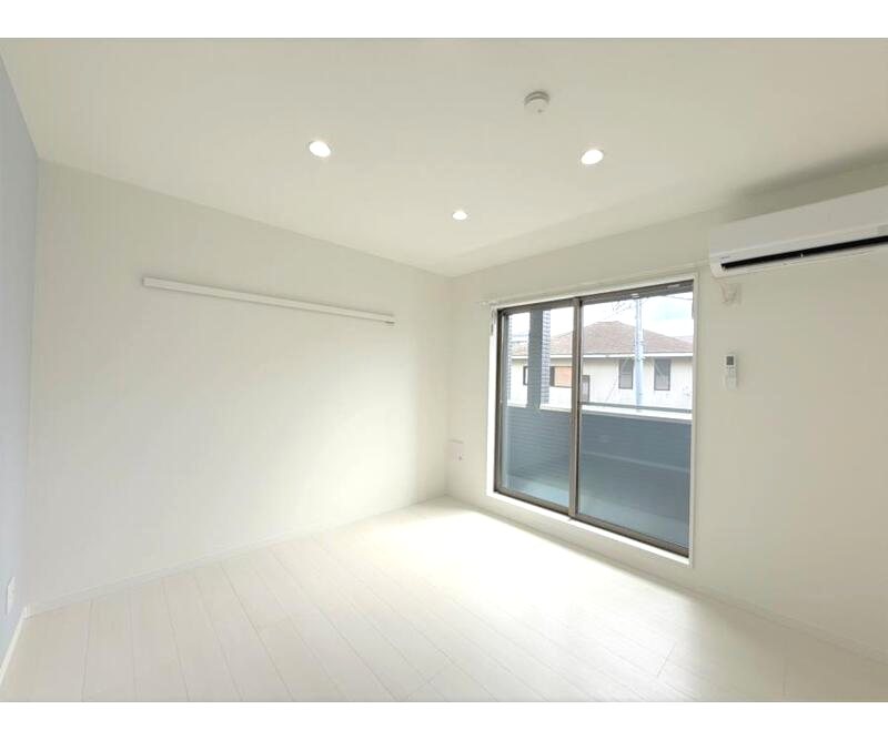 居室・リビング　明るいお部屋です♪