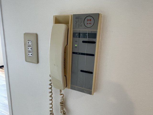 セキュリティ　インターホンがつきます