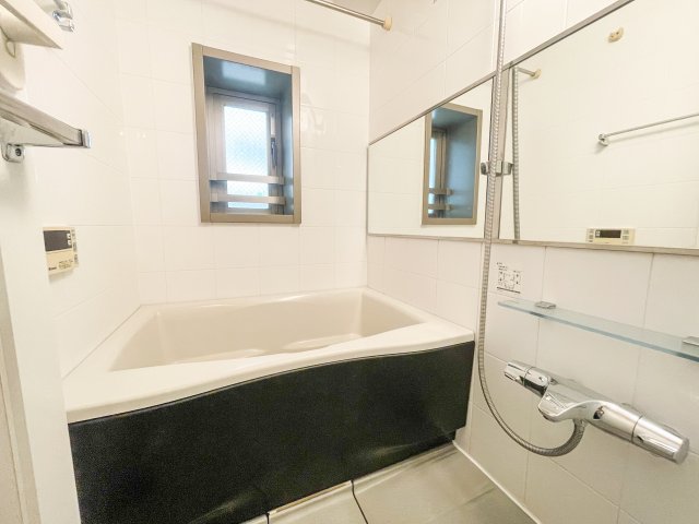 バス・シャワールーム　他号室　同施工参考写真