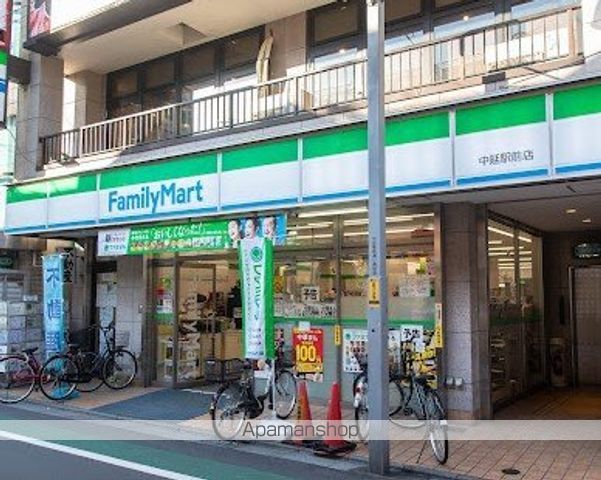 コンビニ　ファミリーマート中延駅前店（コンビニ）まで233m