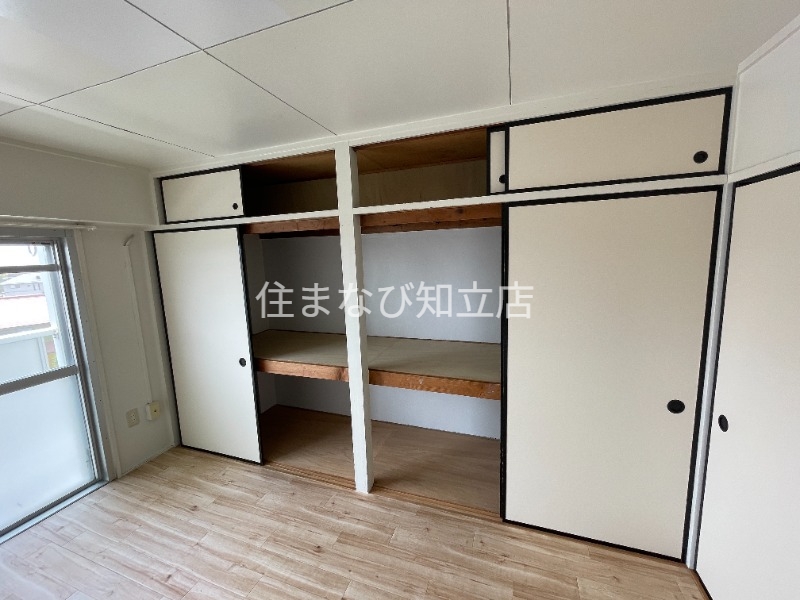 収納　別室同型写真