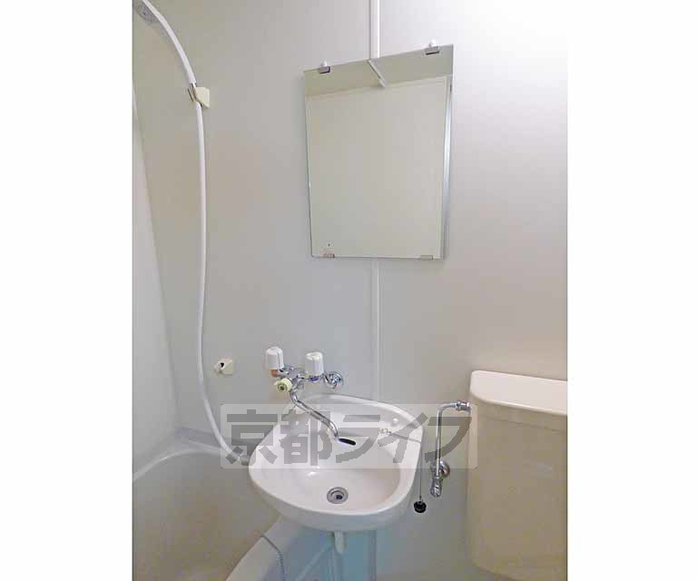 洗面設備　洗面台です。