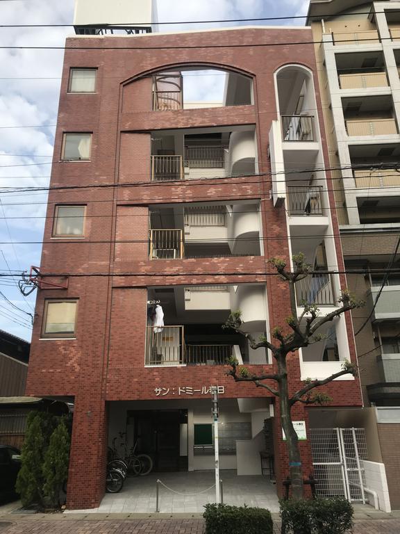 春日市春日公園のマンションの建物外観