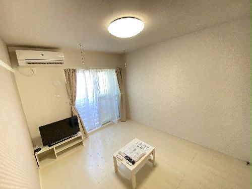 居室・リビング　設備・仕様は号室により異なる為、現況を優先致します。