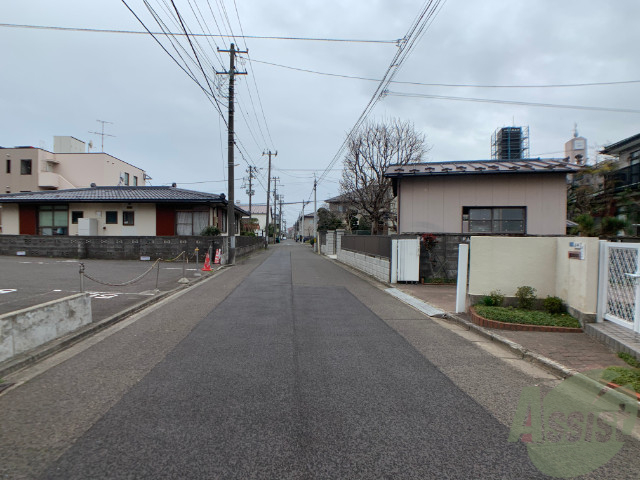 【仙台市宮城野区萩野町のアパートの駐車場】